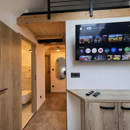 Penzion Loftstay - 4 Wine 3*
