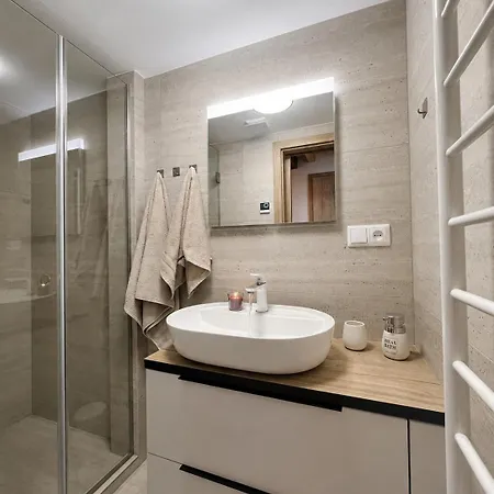 Loftstay - 4 Wine 3*