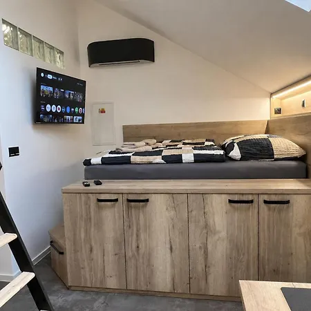 Loftstay - 4 Wine 3*