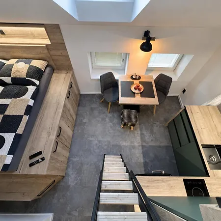 Loftstay - 4 Wine 3*