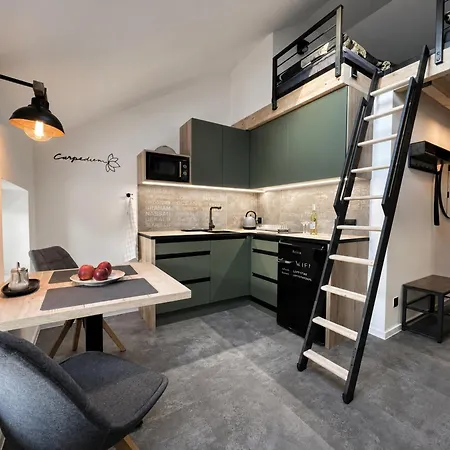 Loftstay - 4 Wine 3* Kucharovice