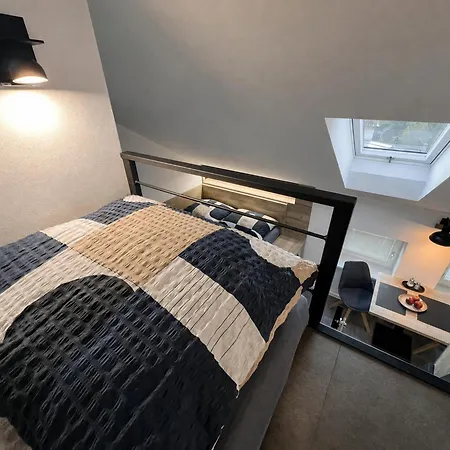 Loftstay - 4 Wine Penzion 3*