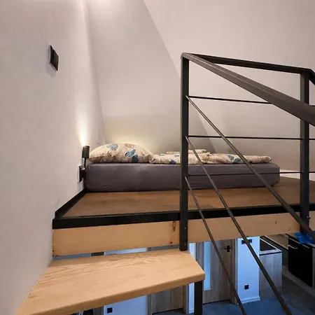 Loftstay - 4 Wine Konukevi 3*